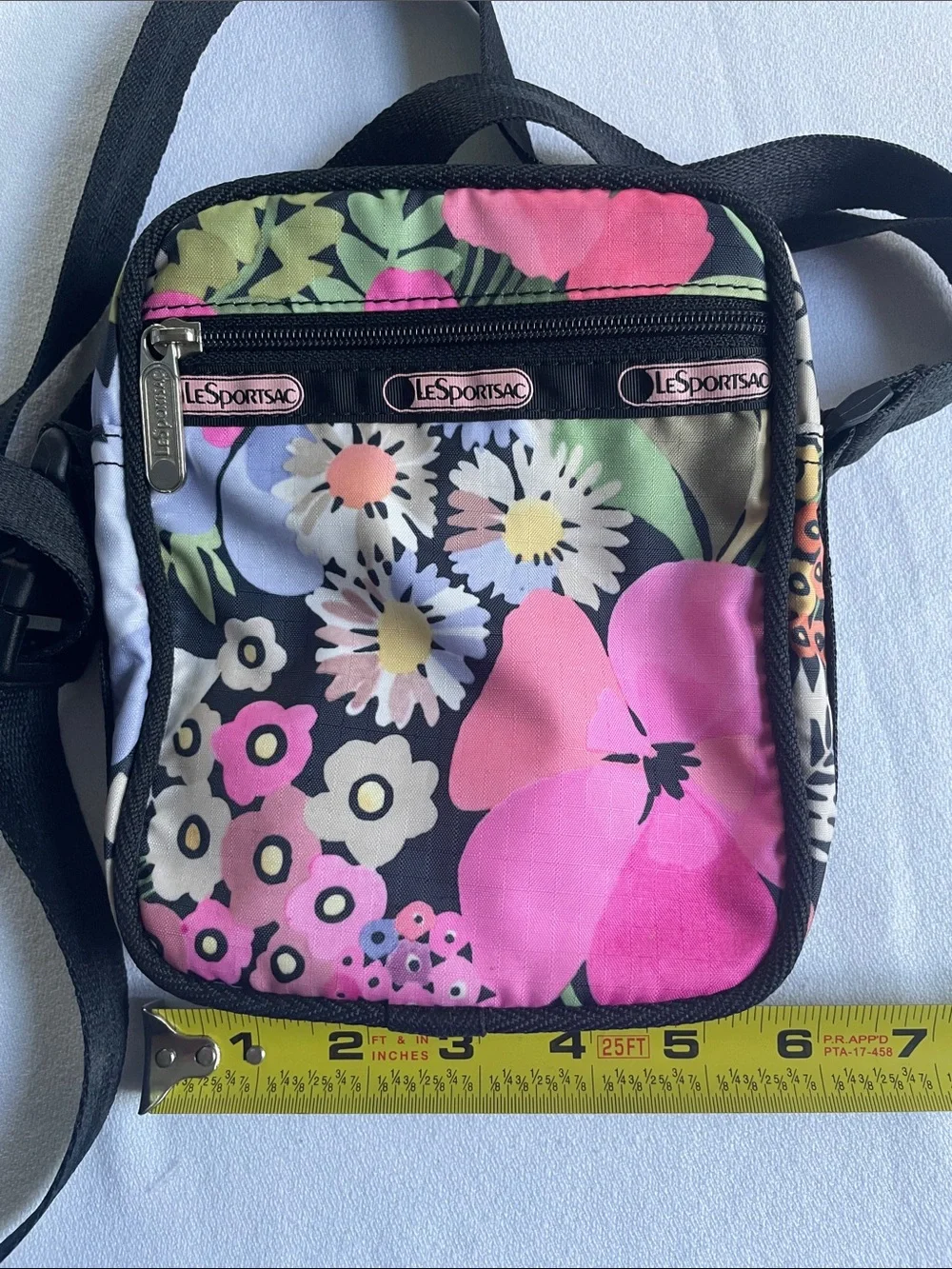 LESPORTSAC Bag Purse Madison Slim Crossbody Hello Blooms Floral Pouch Fanny Pack